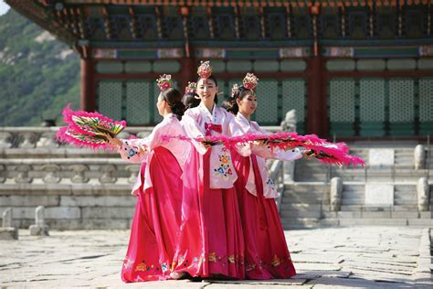 15기 영숙: 현대 한국 사회에서의 역할과 영향